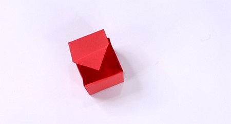 用纸折戒指盒子最简单的方法